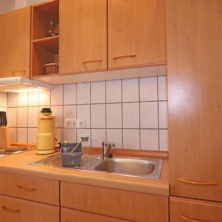 Ferienhaeuser Am Teich, Zinnowitz, Cleaning Included Zinnowitz