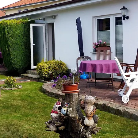 Ferienhaeuser Am Teich, Zinnowitz, Cleaning Included * Zinnowitz