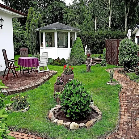 Prázdninový dům Ferienhaeuser Am Teich, Zinnowitz, Cleaning Included *